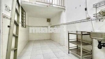 PHÒNG TRỌ CÓ GÁC MÁY LẠNH - NGAY BẮC HẢI