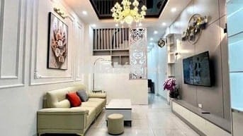 KV hiếm nhà bán !!! Linh Lang – Đào Tấn 38m² x 5T, sát phố, chỉ 7.9 tỷ