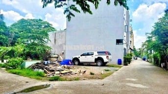 Đất GỐC - Giá 4tỷ(TL) - Đ. Số 11 - 64m2 -  Linh Xuân - Thủ Đức