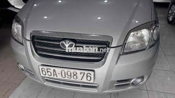 Daewoo Gentra màu Bạc