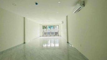 Sàn VP 75m trống suốt mặt tiền D1 Him Lam, có thang máy, máy lạnh