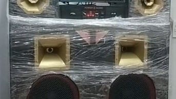 Em cần thanh lý 2 chiếc loa sử dụng đẩy