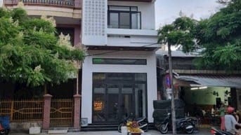 BÁN NHÀ PHỐ PHÙNG CHÍ KIÊN, KINH DOANH,  50M2x4T, MT 4M, 23 TỶ