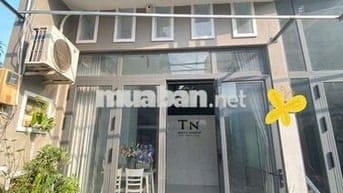 Cho thuê CHDV rộng 50m2 chỉ 5,5tr ngay Phạm Văn Đồng p.linh tây