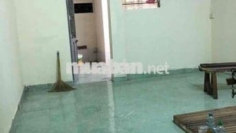 THUÊ NHANH TẦNG 2 NHÀ QUẬN BA ĐÌNH, ĐÊ LA THÀNH