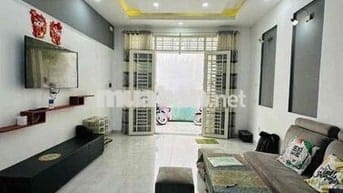 Cho thuê nhà hẻm oto 4 PN Cô Giang Phú Nhuận giá 22tr