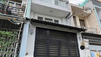 Bán nhà mặt tiền đường quận Bình Tân, gần Kinh Dương Vương, 4 tầng
