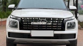 Hyundai Venue 2025 - 10000 km