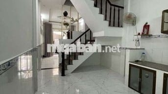 Nhà 9chủ - 4 tầng - 4x10 - hxh 5m thông - Khu Tên Lửa - Giá nhỉnh 4 tỷ