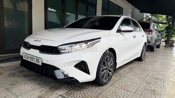 Kia K3 2024 Premium 2.0 AT - 5000 km 599tr