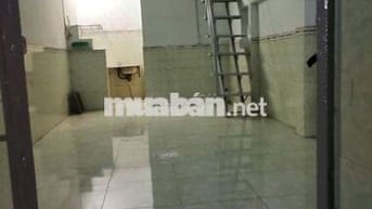 NHÀ RỘNG 50M²  NGUYÊN TẦNG GIA ĐÌNH (3-4 NGƯỜI) GIÁ ĐIỆN NƯỚC NHÀ NƯỚC