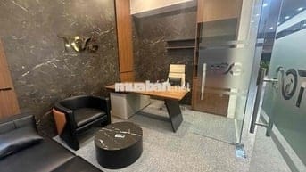 siêu hiếm đồng bát 120m2 giá 17tr cty cũ mới dọn ra lô góc full kính