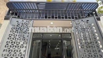 Nhà 1 trệt 2 lầu Sân thượng . Thiết kế đẹp hiện đại . Sổ HC đầy đủ..