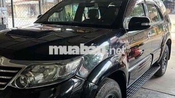 Toyota Fortuner 2015 2.5G 4x2 - 90000 km