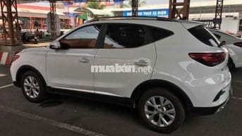 MG ZS 2023 STD 10000 km Trắng