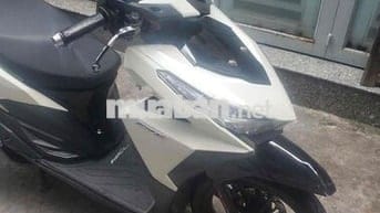 Nhà dư cần bán xe Vario 150 đời 2017 còn keng