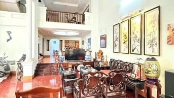 Hạ 5 Tỷ - Biệt thự Lăng Cha Cả 231m2 (7.5x30) 3 Tầng 