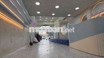 Cho thuê nhà nguyên căn MT ngay vòng xoay Q1 Q3 Q5 Q10