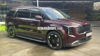 Kia Carnival 2025 Signature 2.2D - 17000 km