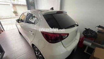 Mazda 2 2016 1.5 AT Hatchback - 70000 km