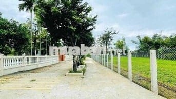 BÁN NHANH 1 LÔ *** GẦN CHỢ 186M2 LÀM NHÀ VƯỜN