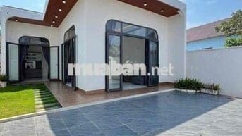 nhà đẹp sau lừng Trường Đại Học Tây Nguyên cách chợ Eakao chỉ 1km rẻ