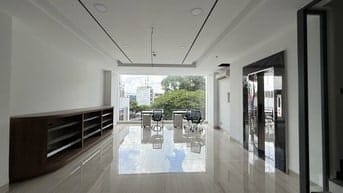 MT HOÀNG VĂN THỤ TB 310M2 10x31 5 tầng T.Máy DT 2,2 TỶ/năm chỉ 109 tỷ