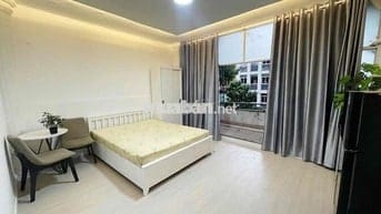 Trống sẵn studio giá siêu mềm ngay đại học Kinh tế HCM cs B
