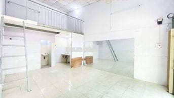 Mặt bằng kiot có chỗ ở lại gần chợ Thạch Đà