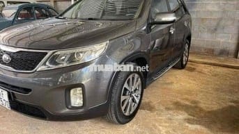 Kia Sorento 7 chỗ màu Xám