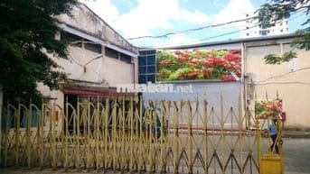 Cho Thuê Kho / Xưởng Đường Nguyễn Nghiêm, Tân Phú (16x32m - Sân Rộng)