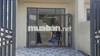 Cần bán nhanh căn nhà lầu Hẻm Văn Phương, cách công ty ChangShin 500m