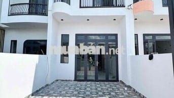 Cần bán nhà 1 triệt 1 lầu ngay Chợ Tân Bình, ngay ngã tư Tân Triều