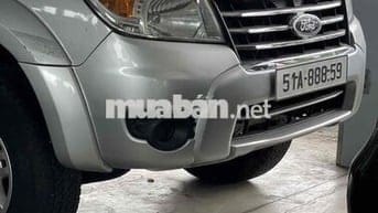 Ford Everest 2011 2.5L 4x4 MT - 128000 km