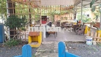 HẺM XH DTSD:300M² BÀN GHẾ ĐĐ DỤNG CỤ ĂN UỐNG VÀO CHỈ BỐ TRÍ NHẸ LÀ OK