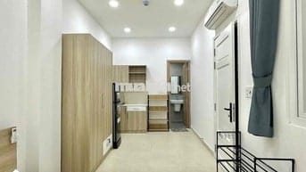 Căn hộ dịch vụ thang máy, an ninh tại Huỳnh Tấn Phát