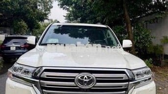 Toyota Land Cruiser 2020 VX Trắng