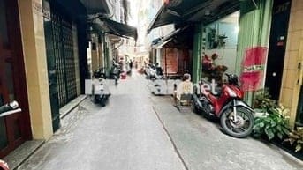 SIÊU PHẨM NHÀ ĐẸP HXH ĐƯỜNG 40, Q4 33.6m2x4mx3 tầng – CHỈ 4,85 TỶ