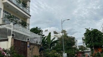 13.5 tỷ chi có 13.5 tỷ là có lô ĐẤT KHU 1 ( KHU 143 HA ) THẠNH MỸ LỢI