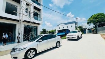 CẦN TIỀN BÁN LÔ ĐẤT 5X30 ĐƯỜNG LỚN 7M KHU DÂN CƯ ĐÔNG ĐÚC 