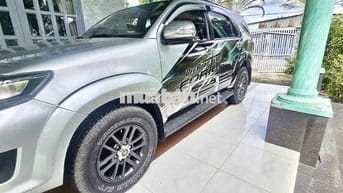 Toyota Fortuner 2015 Xăng Tự động 100000 km Bạc