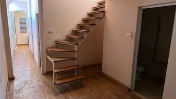 Nhà 3 tầng 1 tum,13 phòng,cho thuê ở,kho,căn hộ dịch vụ,Võ Chí Công