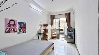 Phòng trọ dạng studio bancol siêu rẻ ngay cầu chữ Y Q1