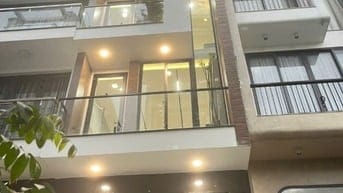 Hẻm ô tô 8m đường LẠC LONG QUẬN Q11, 5 tầng, 4PN, 4WC, thang máy 450kg