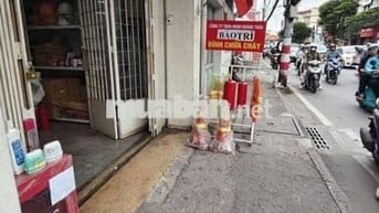 Cho thuê mặt tiền kinh doanh Quận 4