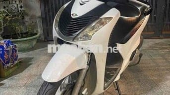 SH 125 đã lên full áo Ý