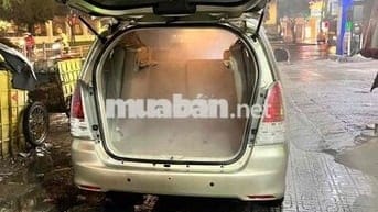 Toyota Innova zill số tự động full đồ chơi