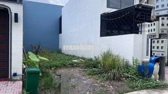 Bán đất ở KCN Cầu Tràm,Đường xe tải ,kế bên Chợ,120m2/ 1,08Tỷ,sổ sẳn