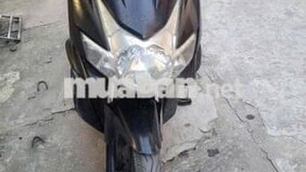 Tôi cần bán xe airblade màu đen