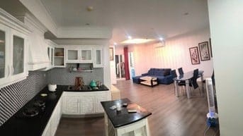 Chính chủ cần bán nhanh CC Nguyễn Kim 70m2, 2pn,2wc, 3,6ty VNĐ Q. 10